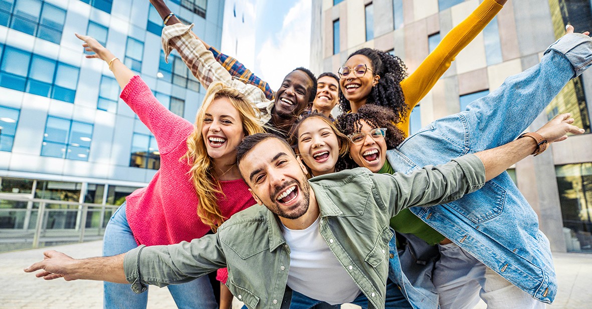 JOVENES DIVERSIDAD CULTURAL